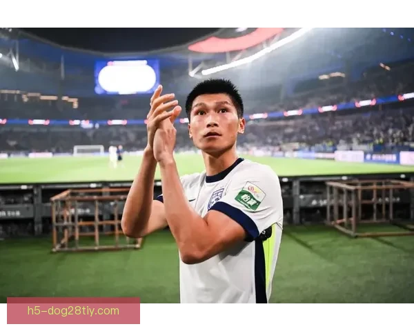 三镇新赛季大名单出炉 郑浩乾等新角色亮相 三镇新赛季大名单出炉 郑浩乾等新角色亮相