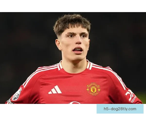 内维尔看好曼联第三蓝军伤病拖累